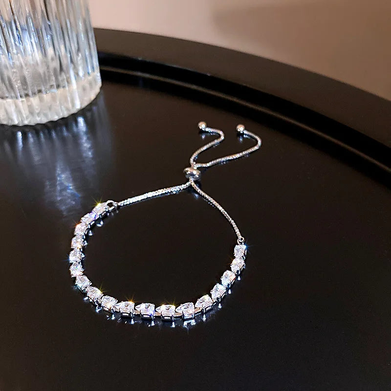 Einstellbares Armband für Damen mit Strass