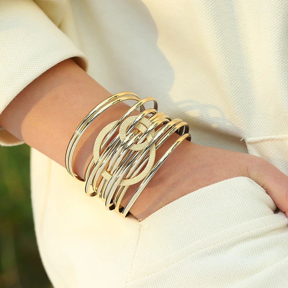 Modisches mehrlagiges Metall Armband für Damen